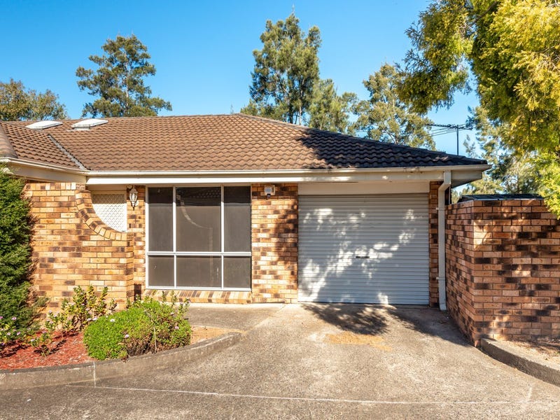 1/45 Euphrates Place, Kearns, NSW 2558