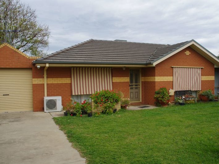 2/5 Apricot Circuit, Cobram, VIC 3644