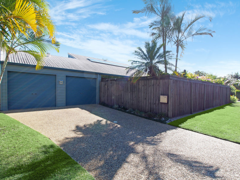 23 Endeavour Drive, Banksia Beach, QLD 4507