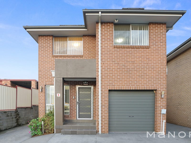 5/211 Stephen Street, Blacktown, NSW 2148 Townhouse for Sale