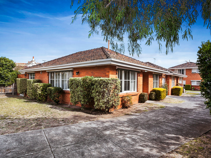 1/24 Leslie Road, Essendon, Vic 3040 Property Details