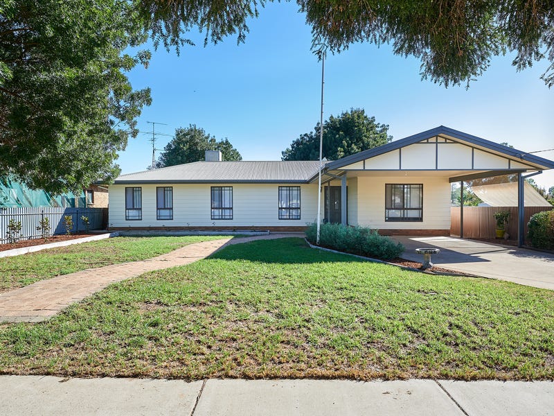 13 Green Street, Lockhart, NSW 2656 Property Details