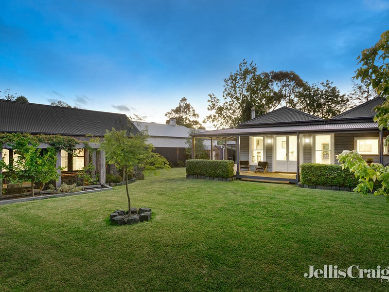 19 Elmore Avenue, Croydon, VIC 3136