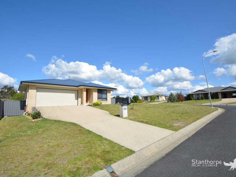 27 Barton Street, Stanthorpe, Qld 4380 Property Details