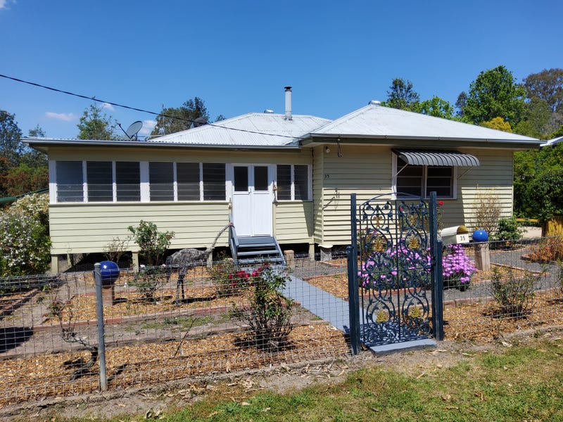 35 Oak Street, Bonalbo, NSW 2469 Property Details