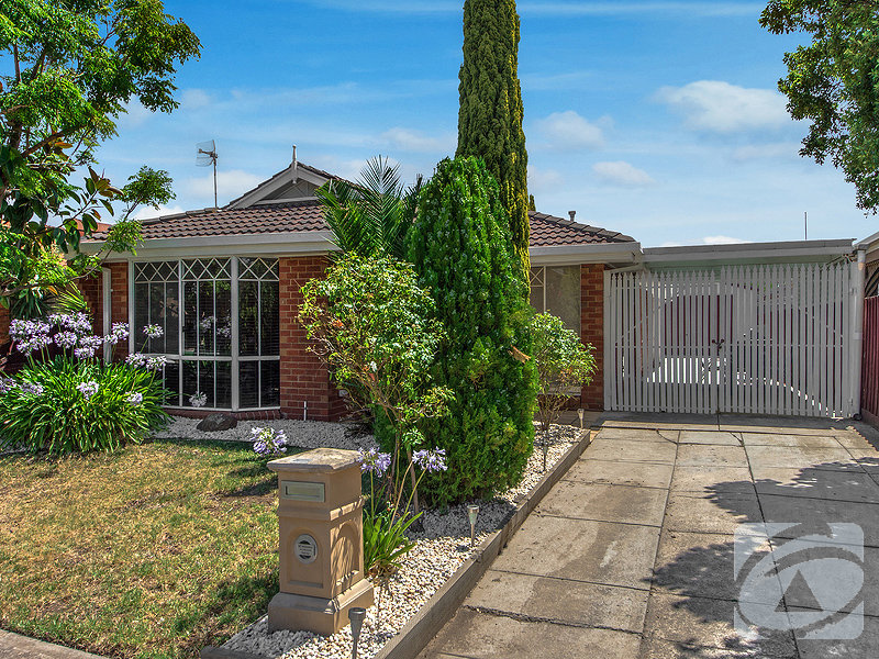 13 Danthonia Street, Delahey, Vic 3037 Property Details