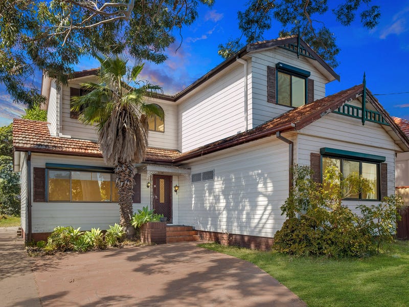 241 Roberts Road, Greenacre, NSW 2190