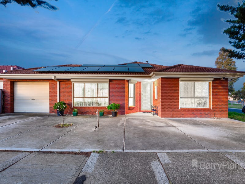 18 Oarsome Drive, Delahey, Vic 3037 Property Details