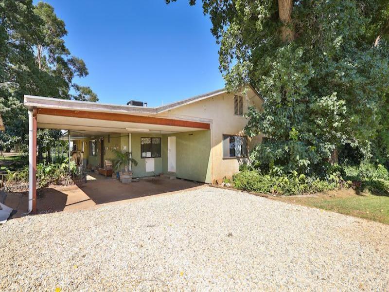 203 Channel Road, Coomealla, NSW 2717