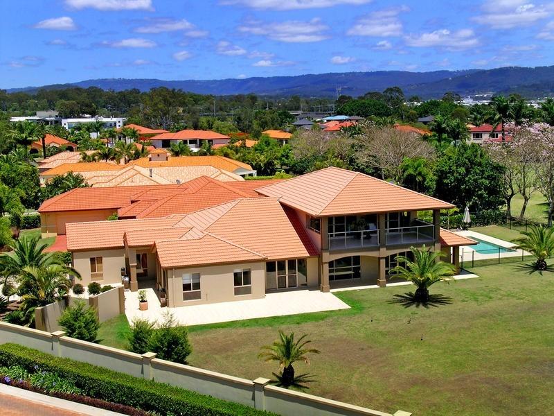 3153 Riverleigh Drive, Hope Island, QLD 4212