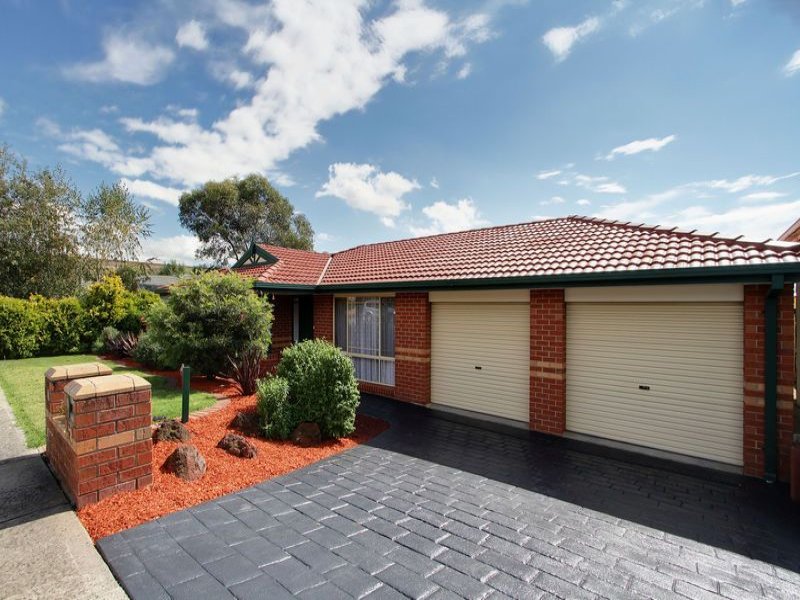 21 Clearwater Drive, Lilydale, VIC 3140