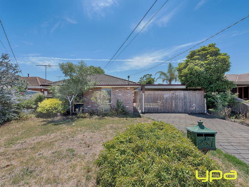 20 Risson Street, Melton South, VIC 3338 - realestate.com.au