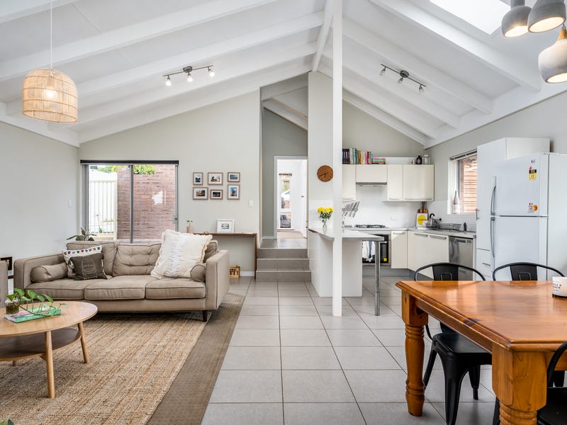 13 Ballantine Road, Warwick, WA 6024