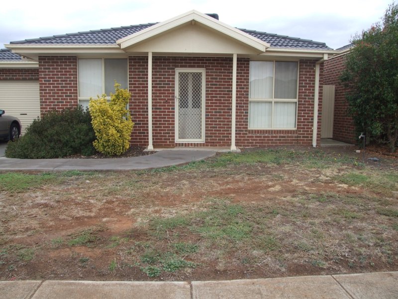 37 Pangbourne Avenue, Melton West, VIC 3337