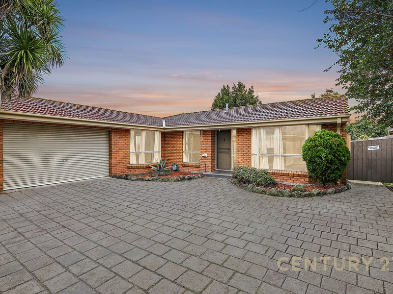 2/158 Gladstone Road, Dandenong North, VIC 3175