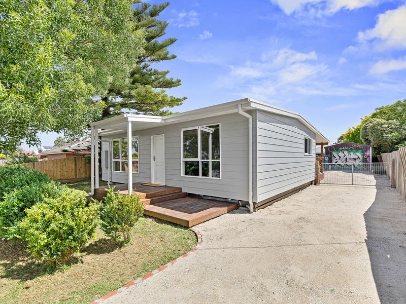 24 Sybella Avenue, Koo Wee Rup, VIC 3981