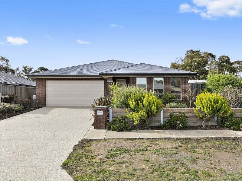 13 Hains Close, Beaufort, Vic 3373 - Property Details