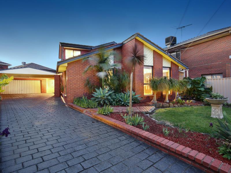 9 Uplands Place, Thomastown, Vic 3074 Property Details