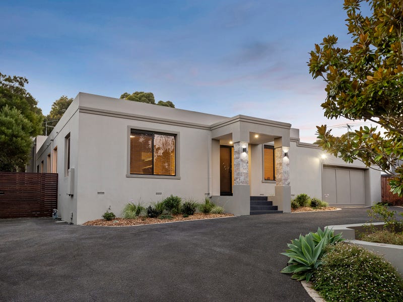 15 Jacaranda Crescent, Mornington, Vic 3931 House for Sale