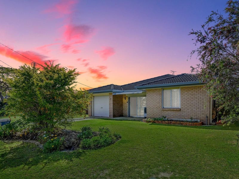 7 Kevdon Street, Golden Beach, QLD 4551