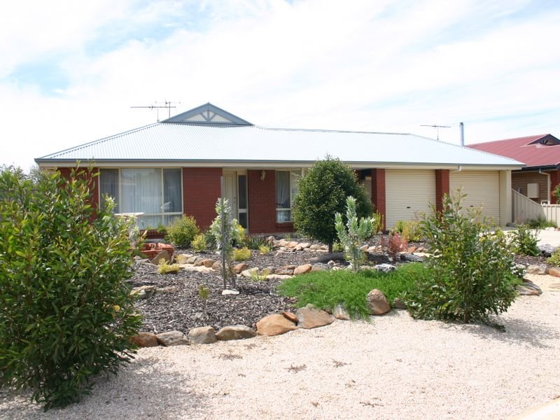 12 Montrose Avenue, Strathalbyn, SA 5255 Property Details