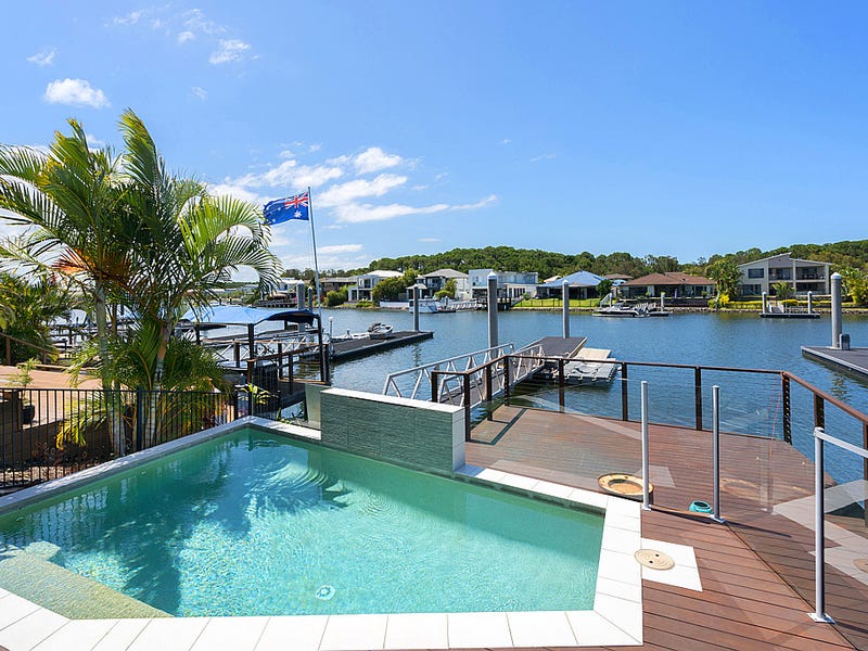 37 Cova Boulevard, Hope Island, QLD 4212