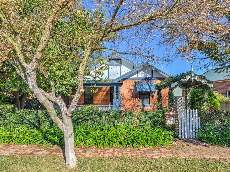 61 Rawson Avenue, East Tamworth, NSW 2340 - realestate.com.au