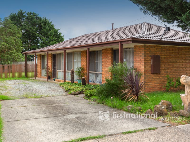102 Clairmont Avenue, Cranbourne, Vic 3977 Property Details