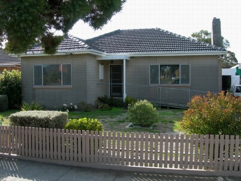 7 Rosebud Avenue, Moorabbin, Vic 3189 Property Details