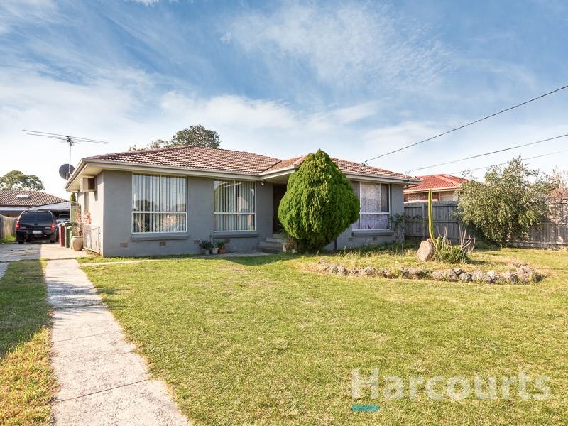 8 Redstart Street, Doveton, VIC 3177 - Realestate.com.au