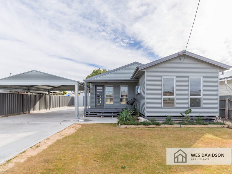 10 Mathoura Street, Horsham, VIC 3400