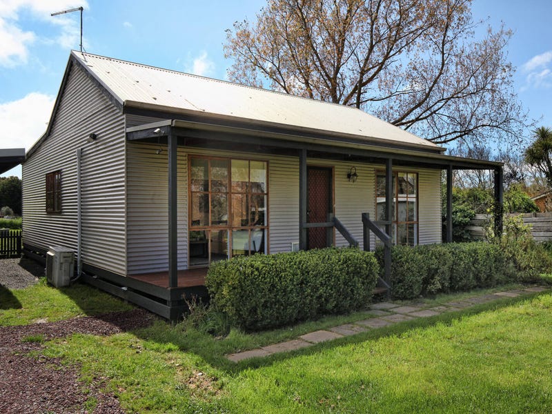 28 Service Street, Malmsbury, Vic 3446 Property Details