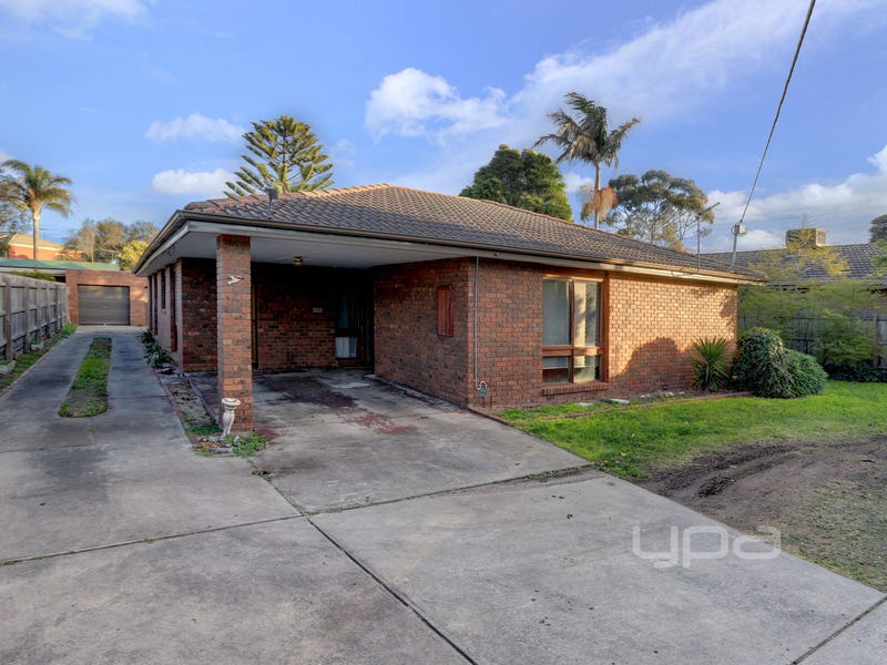 131 Eastbourne Road, Rosebud, Vic 3939 Property Details