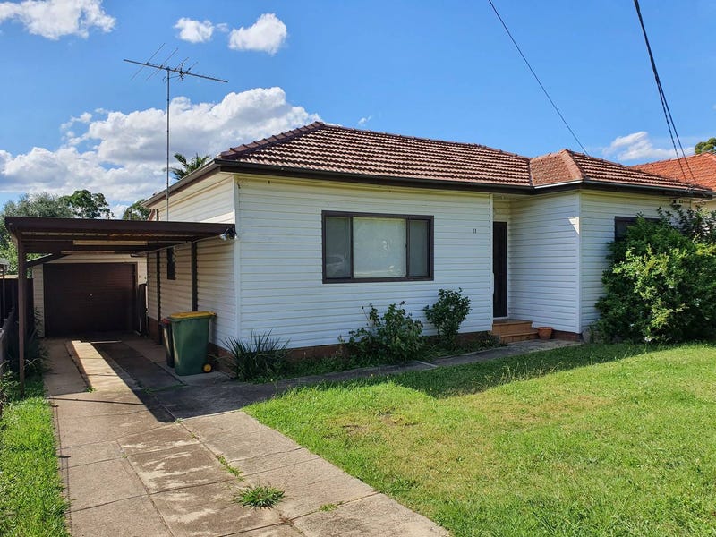 11 Derbyshire Avenue, Toongabbie, NSW 2146