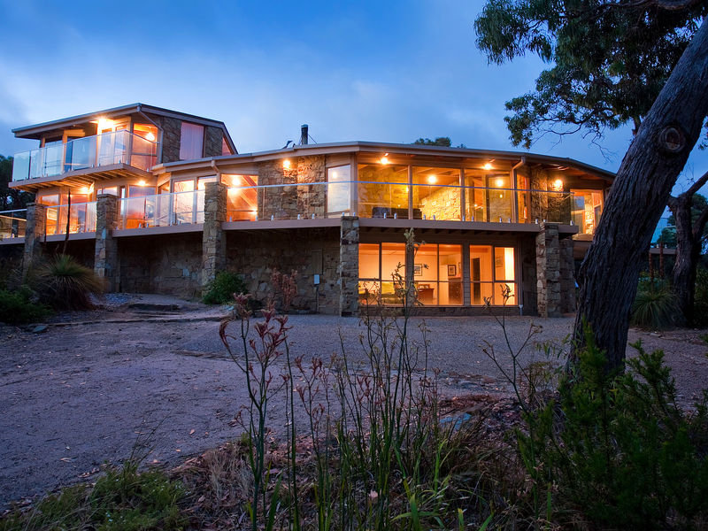 40 Bimbadeen Drive, Fairhaven, Vic 3231 Property Details