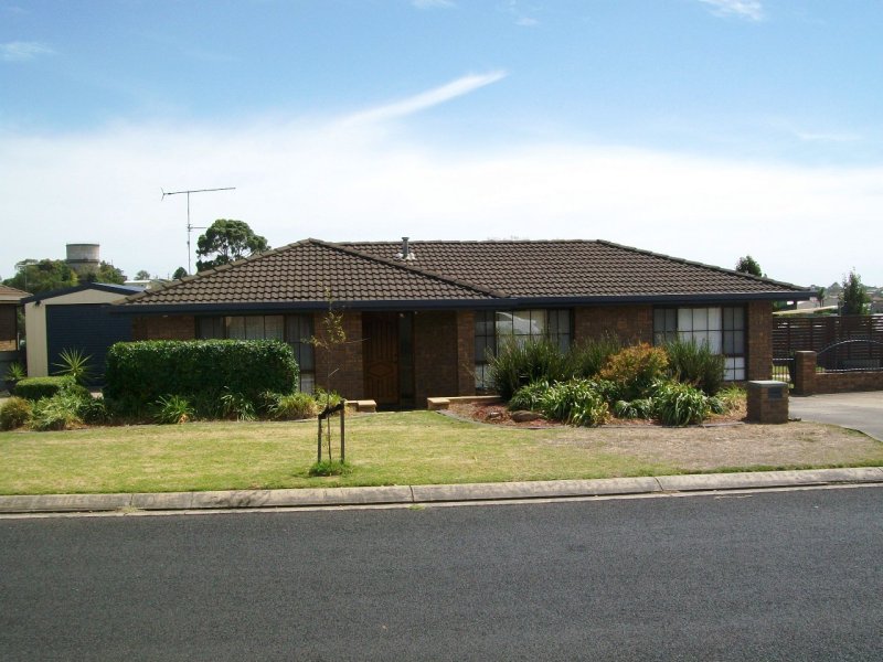 27 Dalkeith Drive, Mount Gambier, SA 5290
