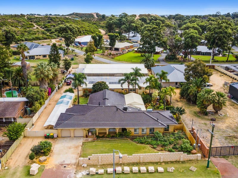 2324 Mandurah Road, Golden Bay, WA 6174