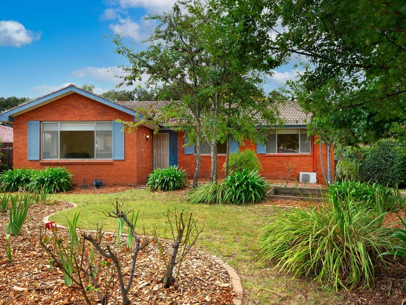 12 Arndell Street, Macquarie, ACT 2614 Property Details