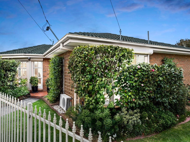 7 Stewart Street, Burwood, Vic 3125 Property Details