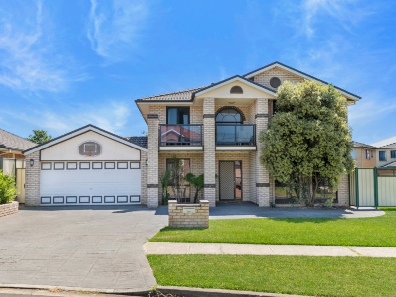 206 Braidwood Drive, Prestons, NSW 2170 Property Details