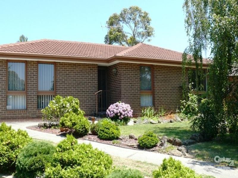 8 Teal Court, Mornington, Vic 3931 Property Details