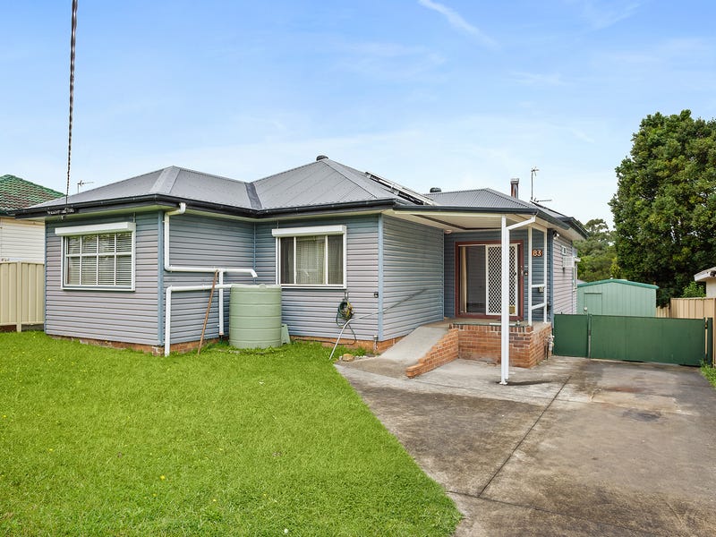 83 Griffiths Street, Oak Flats, NSW 2529