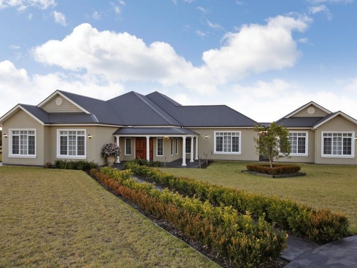 2 Crawford Creek Place, Razorback, NSW 2571 Property Details