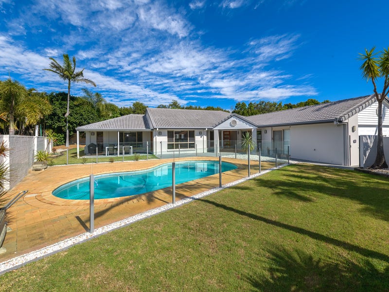 33 Portobello Drive, Mermaid Waters, QLD 4218