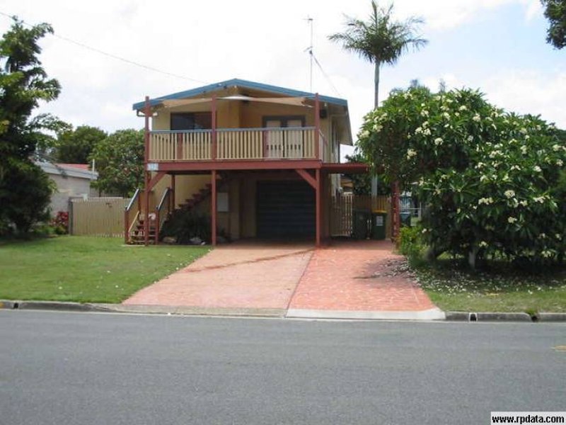 142 Paradise Parade, Paradise Point, QLD 4216 142 Paradise Parade, Paradise Point, QLD 4216