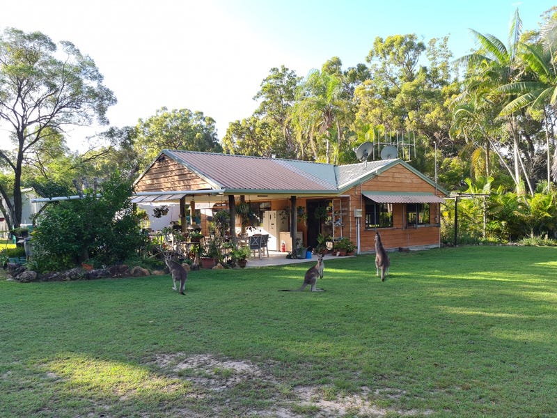 296 Lindy Drive, Rules Beach, QLD 4674