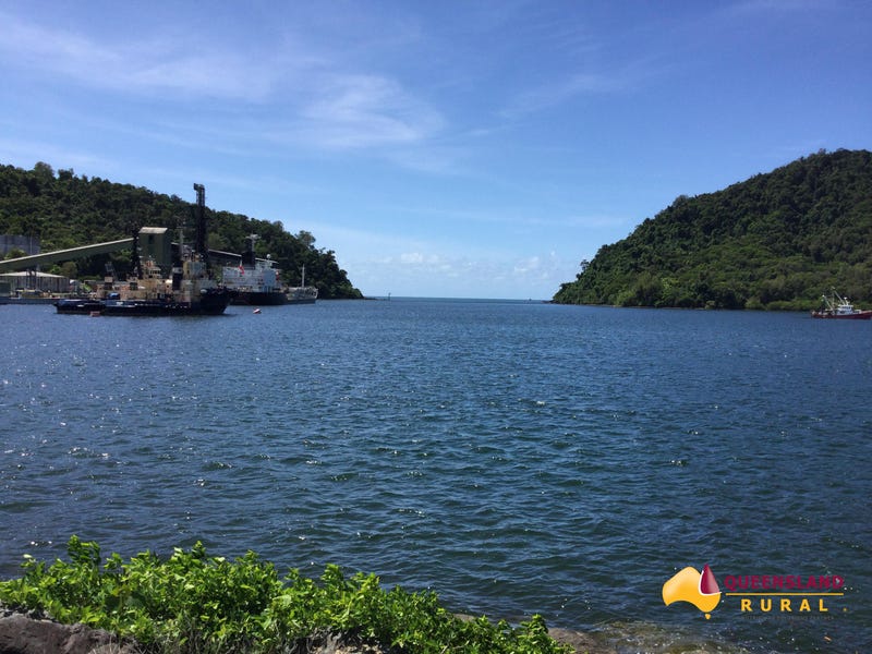 667 Mourilyan Harbour Road, Mourilyan Harbour, QLD 4858