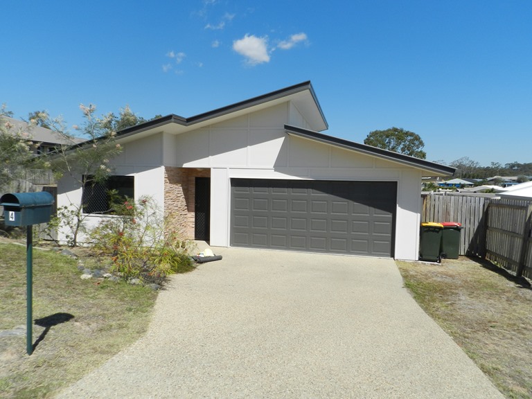 4 Stoneybrook Drive, Glen Eden, Qld 4680