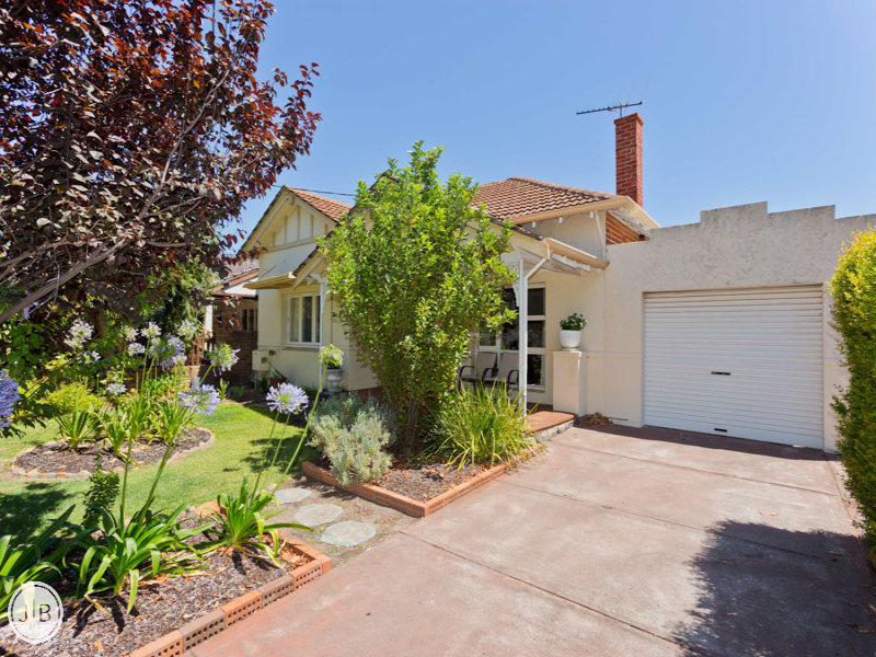 215 Sixth Avenue, Inglewood, WA 6052 Property Details