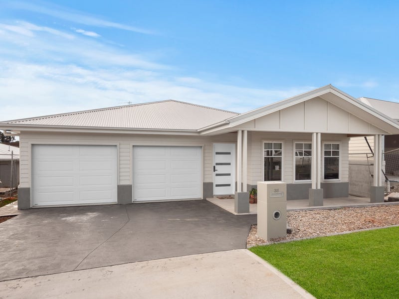 Real Estate & Property for Sale in Kurrajong, NSW 2758 Pg. 3